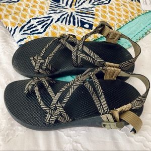 Chaco toe-strap ZX2 sandals